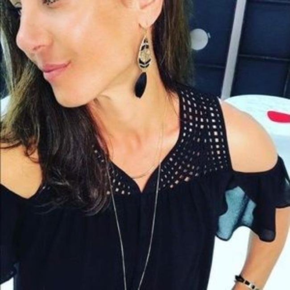 Stella & Dot  Wisten Feather Earrings